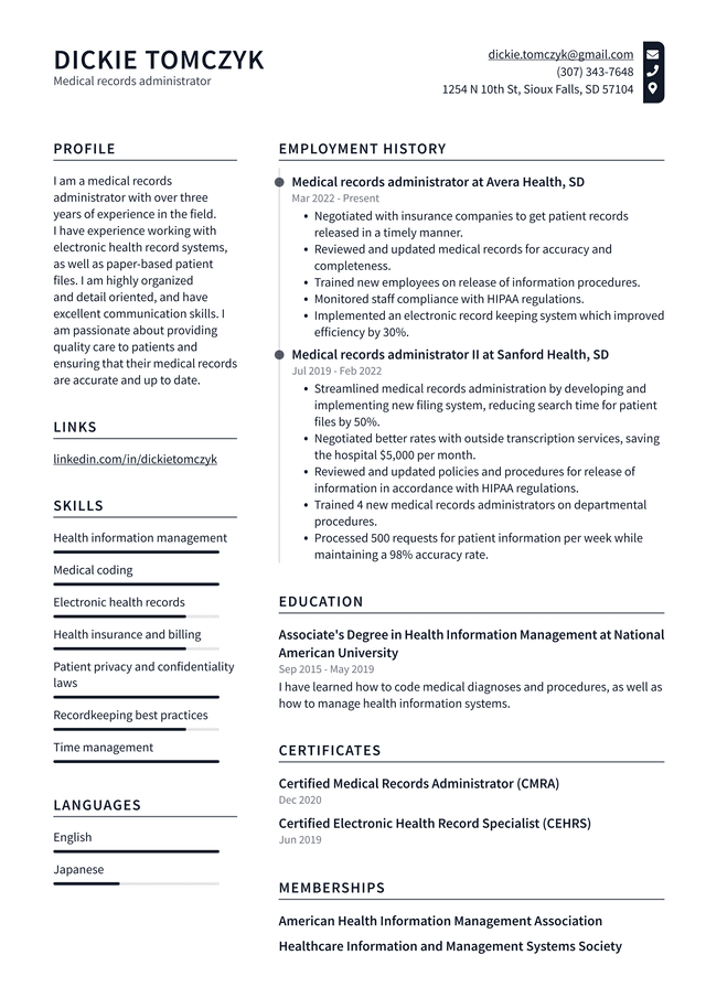 Medical Administrative Assistant Resume Example and Writing Guide