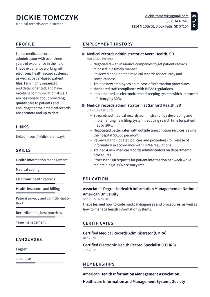 Medical records administrator Resume Example